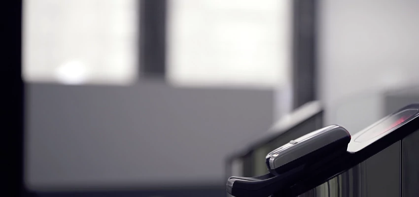 Commercial Automatic Door Locks Repair in Home Gardens, CA