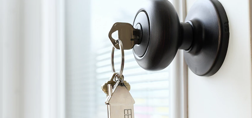 Bifold Door Knob Replacement in Home Gardens, California