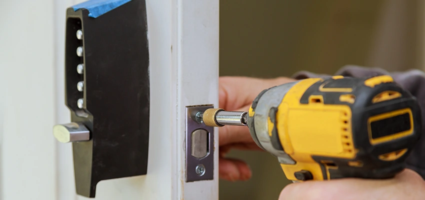 Eviction Locksmith For Key Duplication in Home Gardens, California