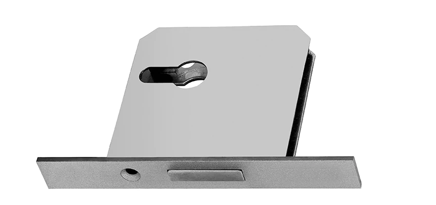 Fix A Deadbolt Door Lock in Home Gardens, California